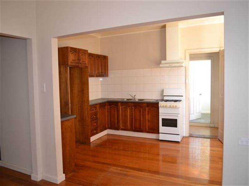 32 Collins Street, Heidelberg Heights VIC 3081