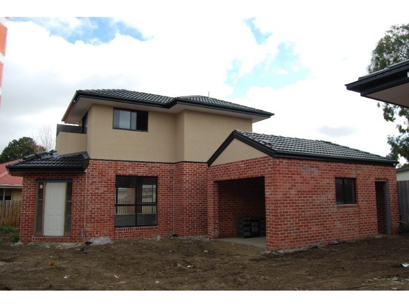 2/8 Crecy Court, Heidelberg West VIC 3081