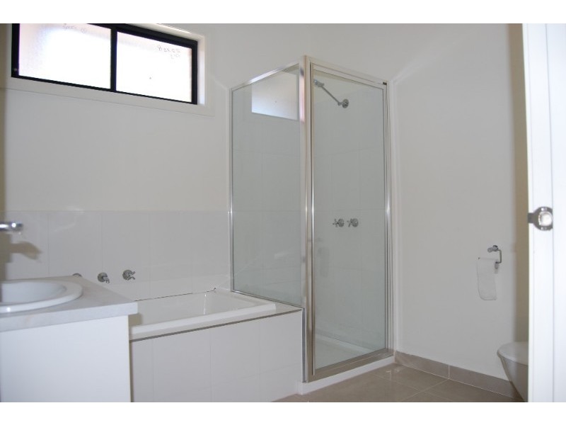 3/8 Crecy Court, Heidelberg West VIC 3081