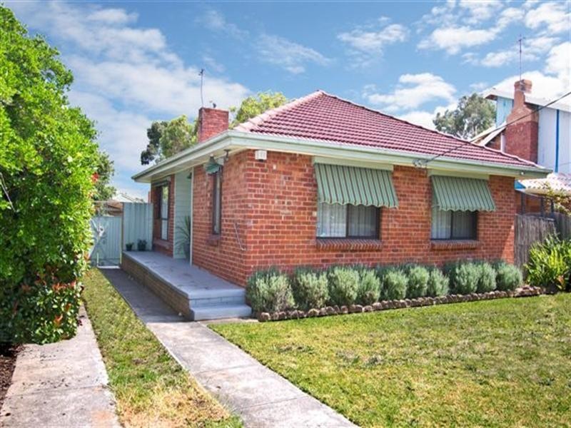 13 Brunei Crescent, Heidelberg West VIC 3081