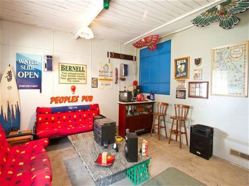 17 Mulberry Parade, Heidelberg West VIC 3081