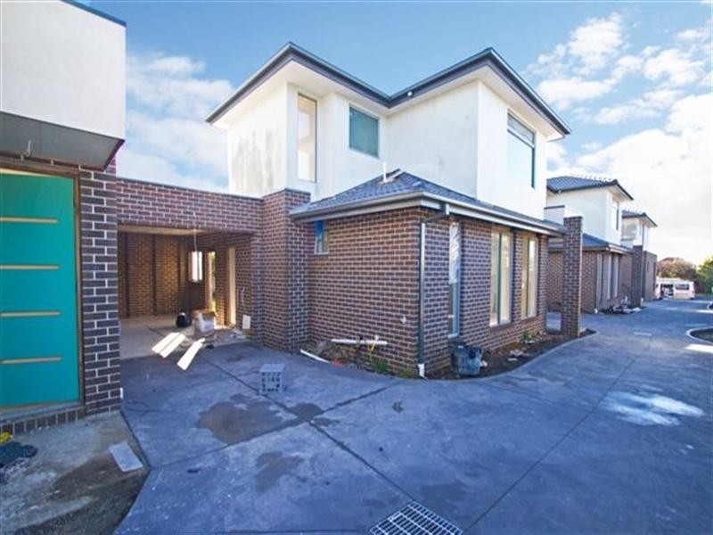 115 Waiora Road, Heidelberg Heights VIC 3081