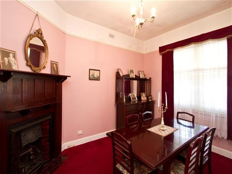 56 Waiora Road, Rosanna VIC 3084