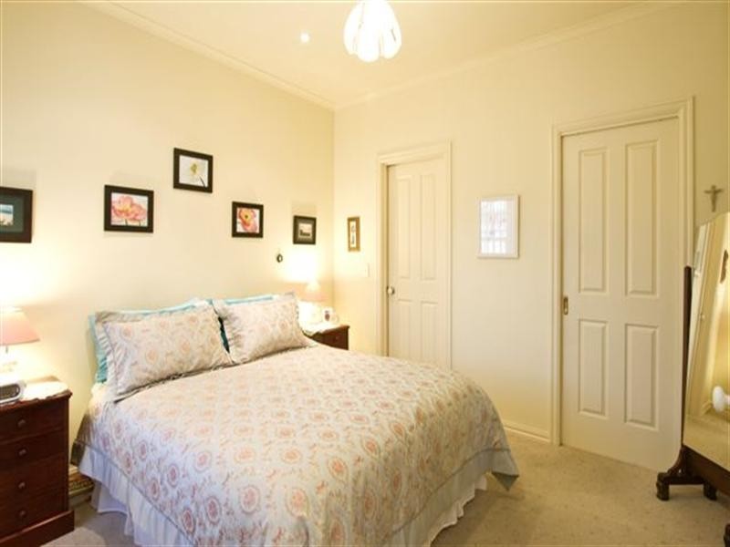 2/2 Wimport Street, Heidelberg VIC 3084