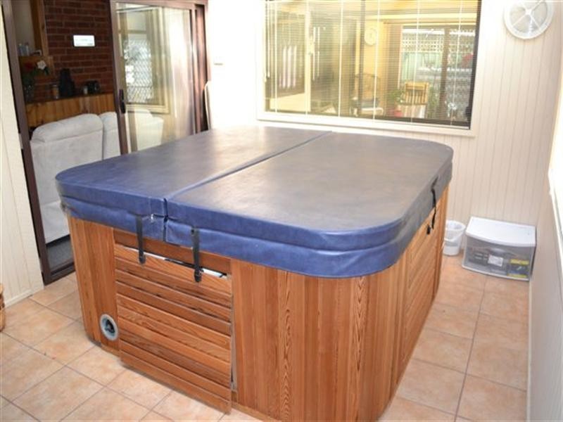 38 Lloyd Street, Heidelberg Heights VIC 3081