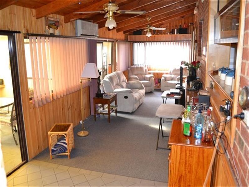 38 Lloyd Street, Heidelberg Heights VIC 3081