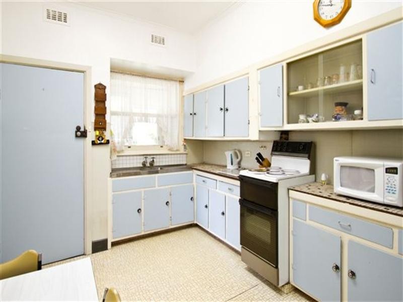 223 Rosanna Road, Rosanna VIC 3084