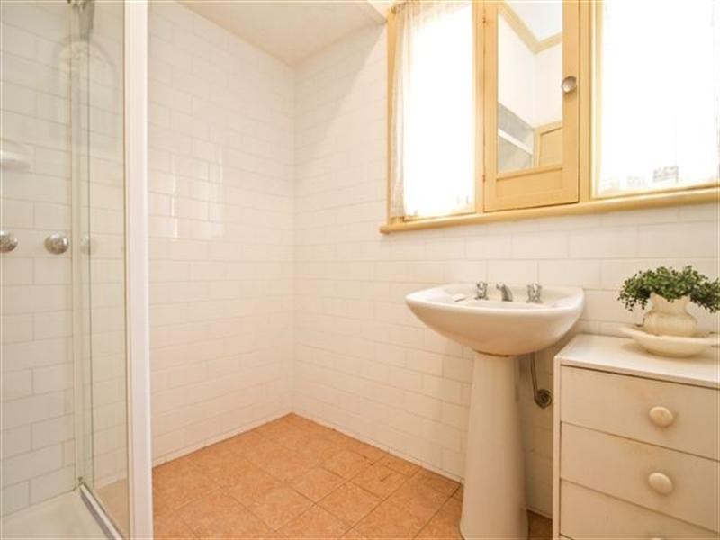 223 Rosanna Road, Rosanna VIC 3084