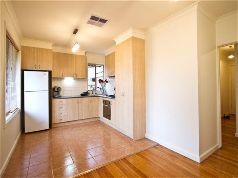 43 Timor Parade, Heidelberg West VIC 3081