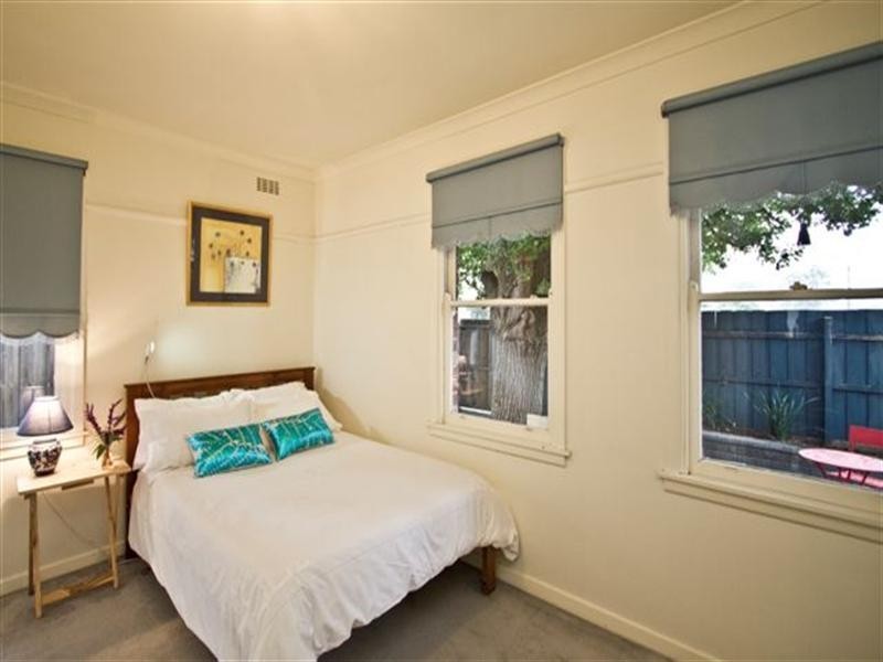 43 Timor Parade, Heidelberg West VIC 3081