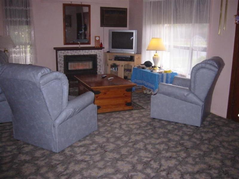 2 Swanston Street, Heidelberg Heights VIC 3081