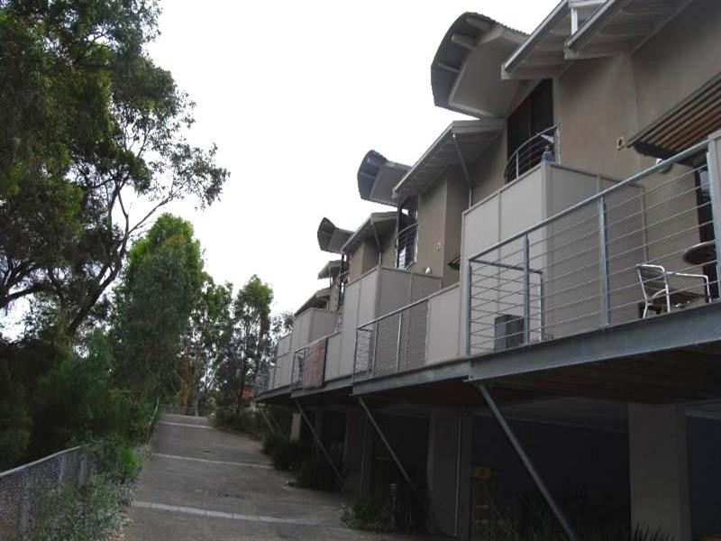 2/57 Rosanna Road, Heidelberg VIC 3084