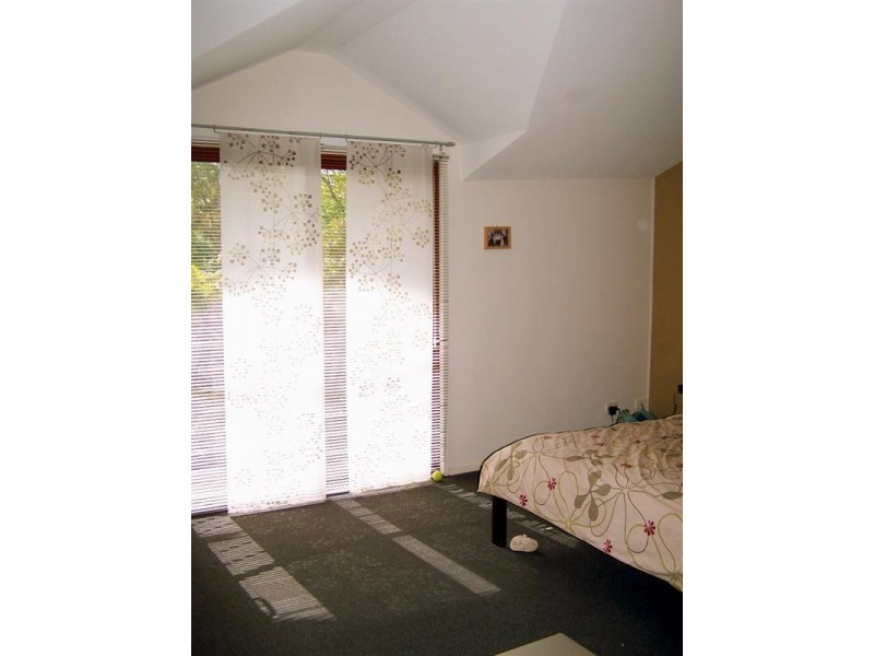 2/57 Rosanna Road, Heidelberg VIC 3084