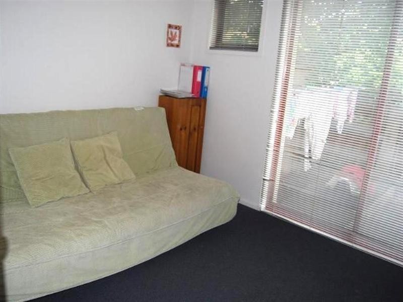 2/57 Rosanna Road, Heidelberg VIC 3084