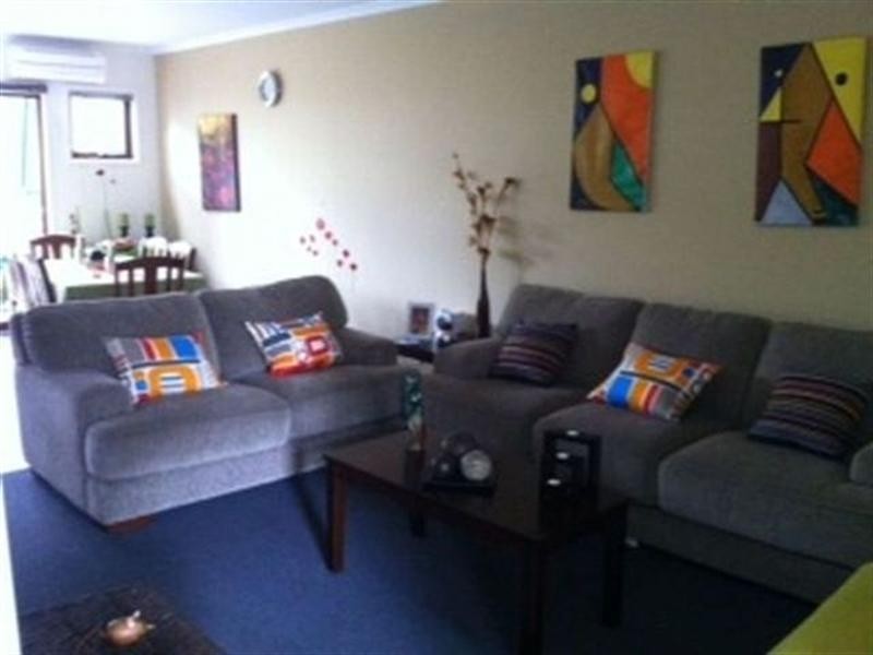 2/57 Rosanna Road, Heidelberg VIC 3084