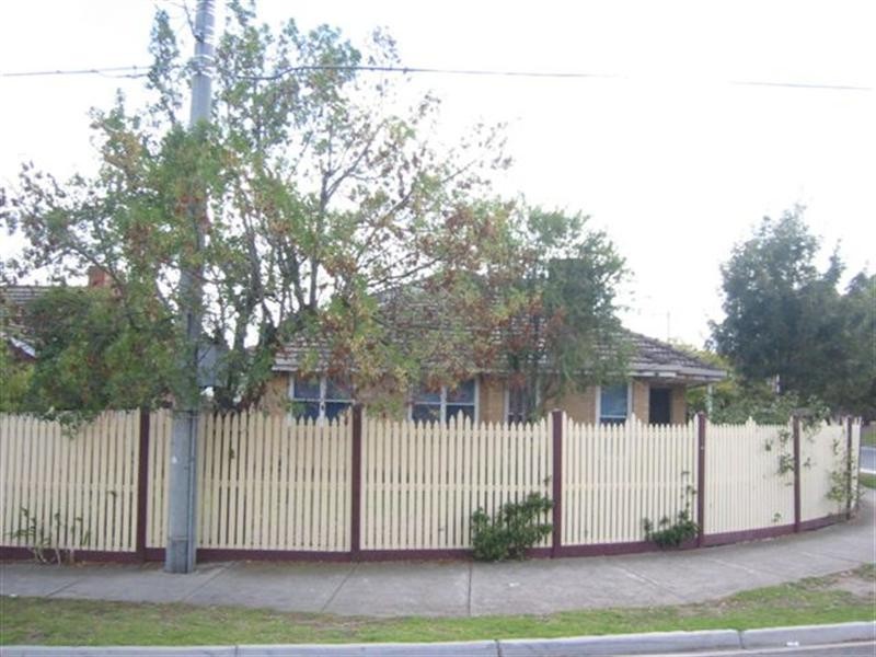 93 Oriel Road, Ivanhoe East VIC 3079