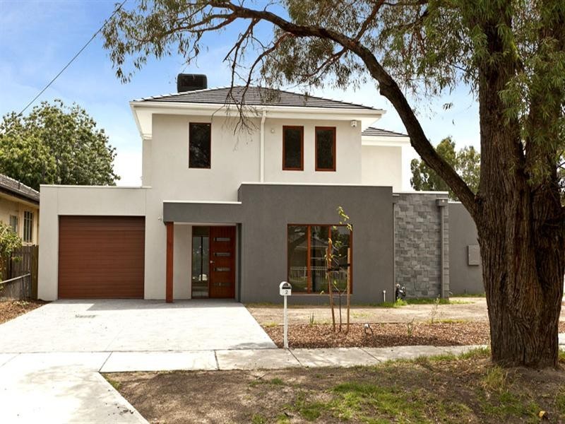 2 Carbeena Parade, Heidelberg West VIC 3081