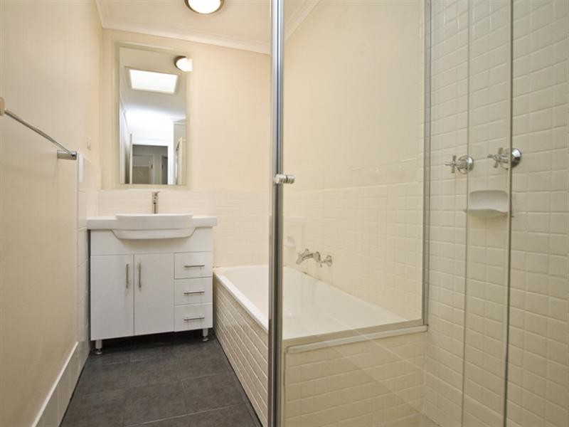 4/89 Rosanna Road, Heidelberg VIC 3084