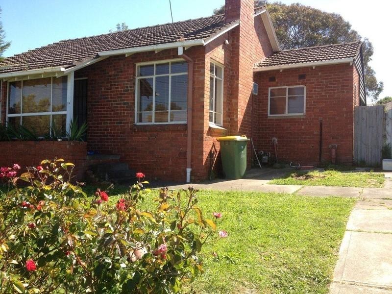 38 Lawson Parade, Heidelberg Heights VIC 3081