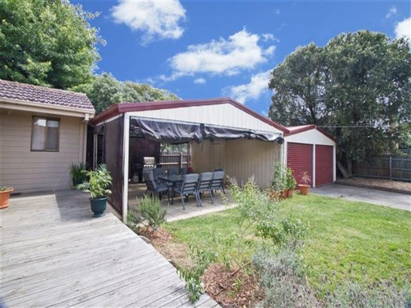 33 Alamein Road, Heidelberg West VIC 3081