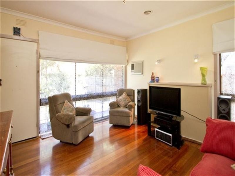 33 Alamein Road, Heidelberg West VIC 3081