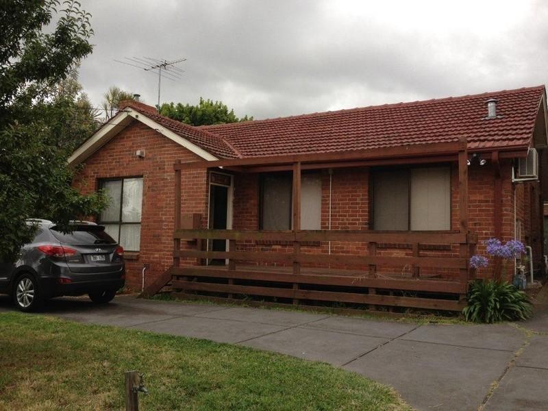 1/2 Flinders Street, Heidelberg Heights VIC 3081
