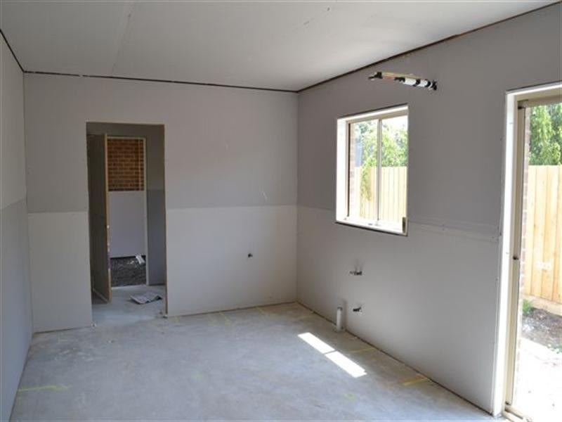 1,2,3/109 Schotters Road, Mernda VIC 3754