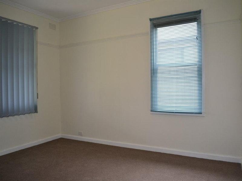 23 Blackwood Parade, Heidelberg West VIC 3081