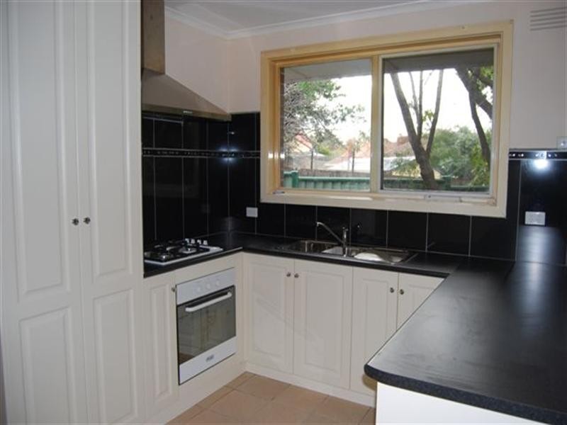 19 St. James Road, Rosanna VIC 3084