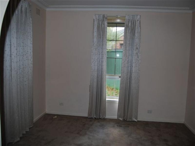 19 St. James Road, Rosanna VIC 3084