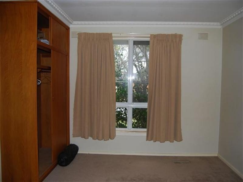 19 St. James Road, Rosanna VIC 3084