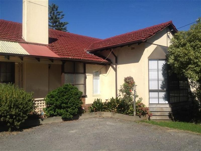 183A Southern Road, Heidelberg West VIC 3081