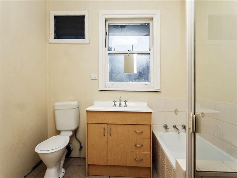 37 Pacific Drive, Heidelberg West VIC 3081