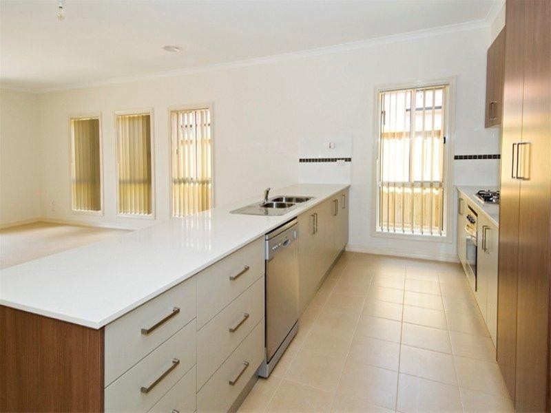 66 Baigent Avenue, Doreen VIC 3754