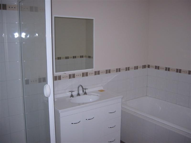 4/23-25 McEwan Road, Heidelberg Heights VIC 3081