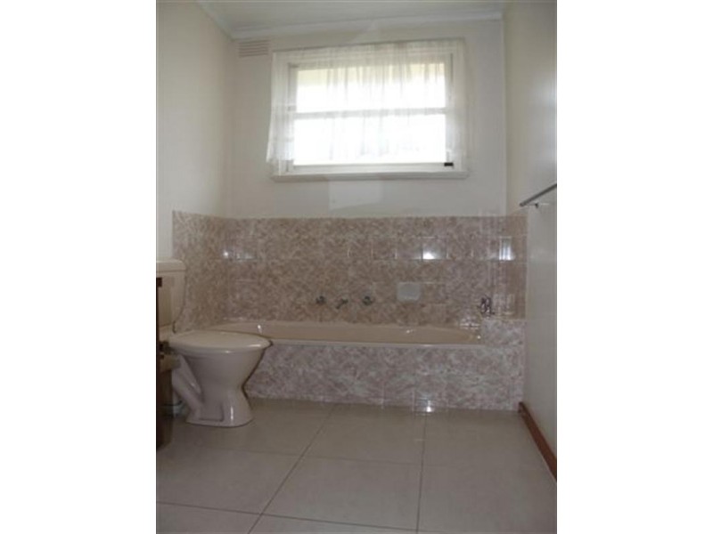 26 Dwyer Street, Macleod VIC 3085