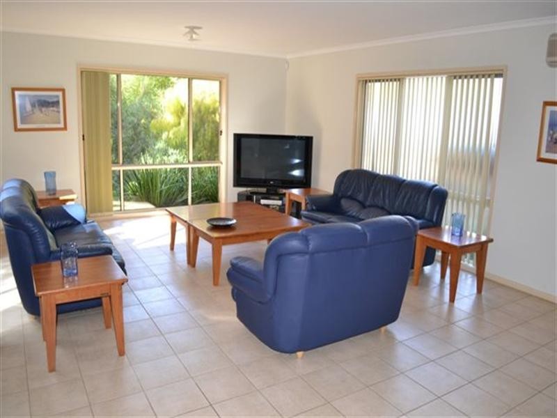 8 Kathleen Court, Montmorency VIC 3094