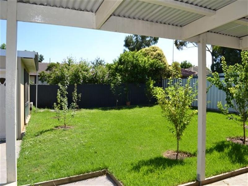 32 Collins Street, Heidelberg Heights VIC 3081