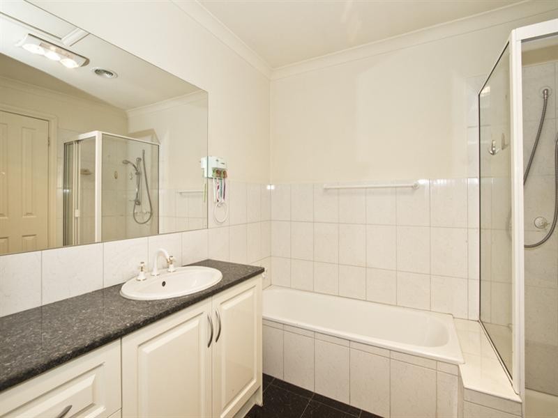 1/44 Banksia Street, Heidelberg VIC 3084