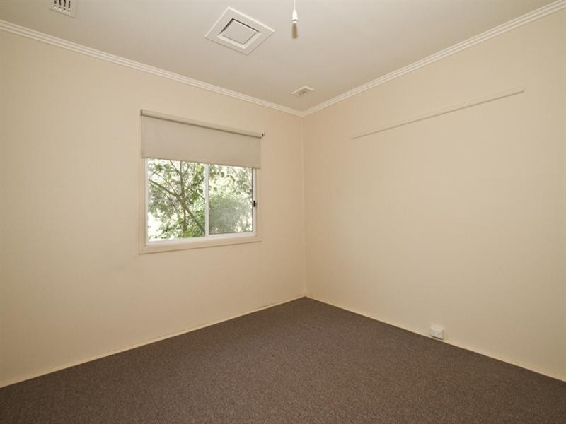 8 Wordsworth Avenue, Heidelberg Heights VIC 3081