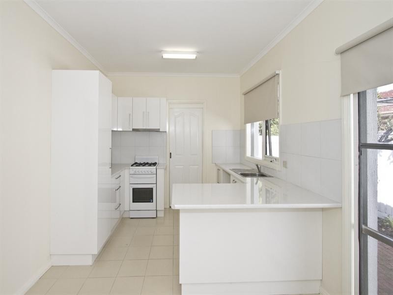 33 Oriel Road, Ivanhoe VIC 3079