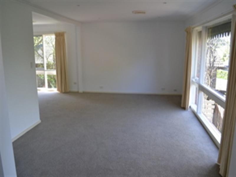 4 Neville Court, Viewbank VIC 3084