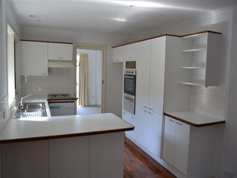 4 Neville Court, Viewbank VIC 3084