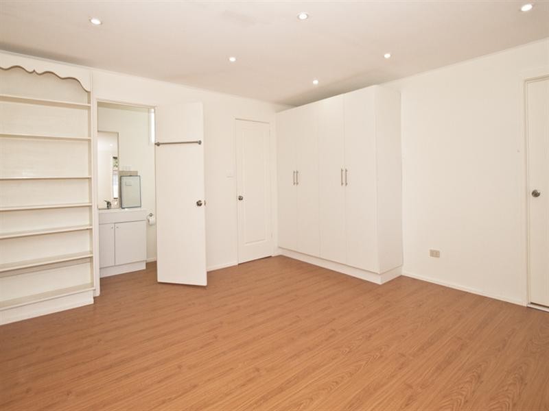 20 Catalina Street, Heidelberg West VIC 3081