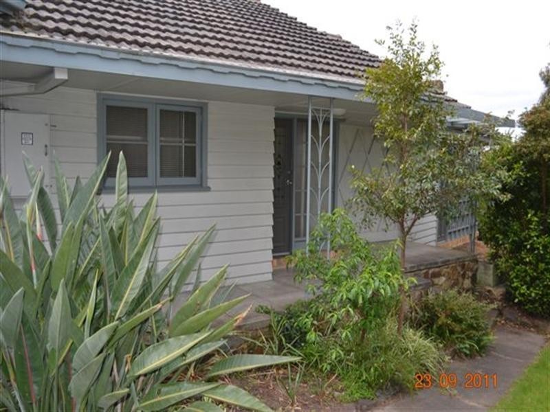 2 Ruthven Street, Macleod VIC 3085