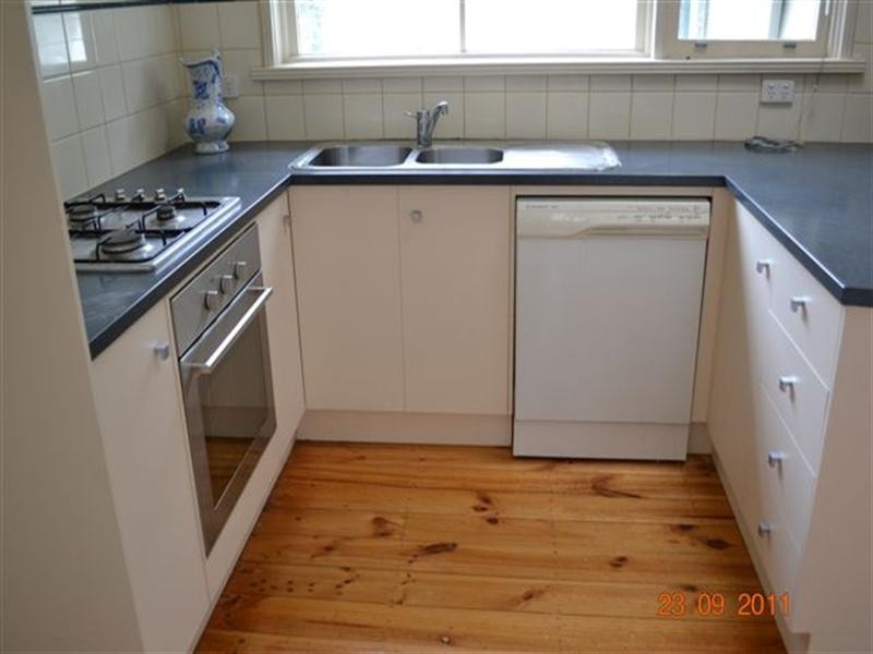 2 Ruthven Street, Macleod VIC 3085