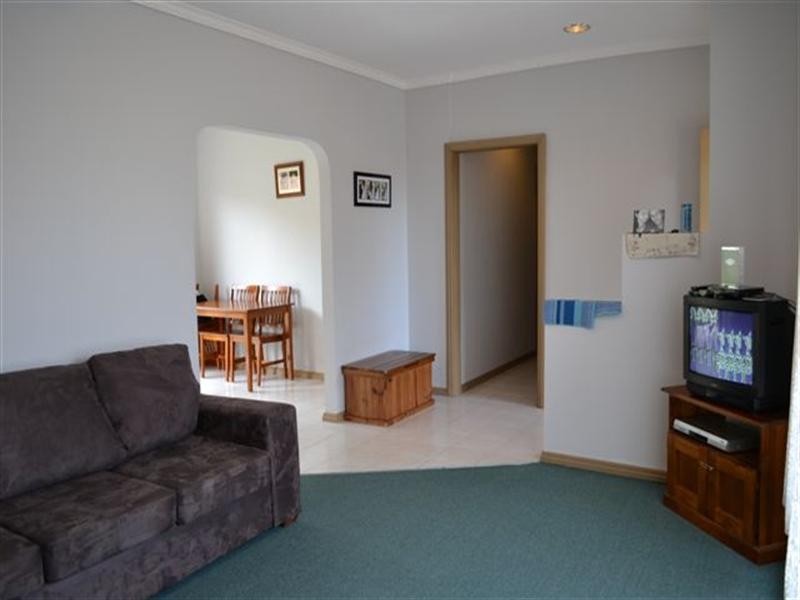 2/64 St Hellier Street, Heidelberg Heights VIC 3081