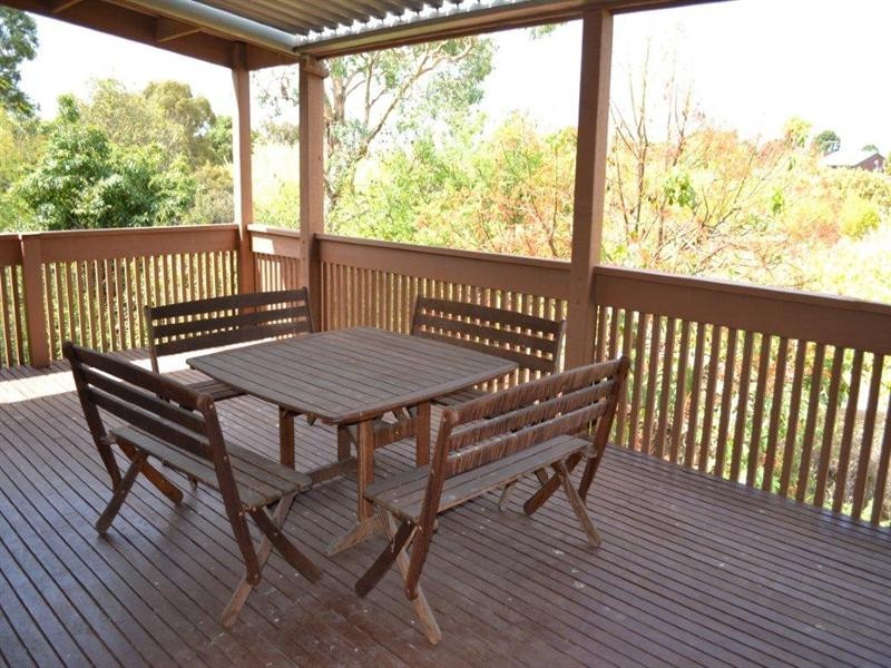 9 Longstaff Court, Doncaster East VIC 3109