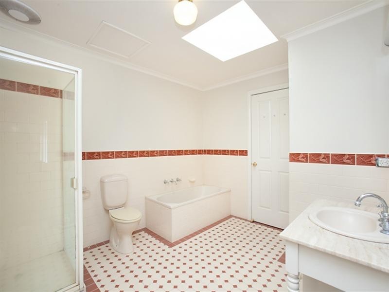 11/12-16 Jika Street, Heidelberg VIC 3084