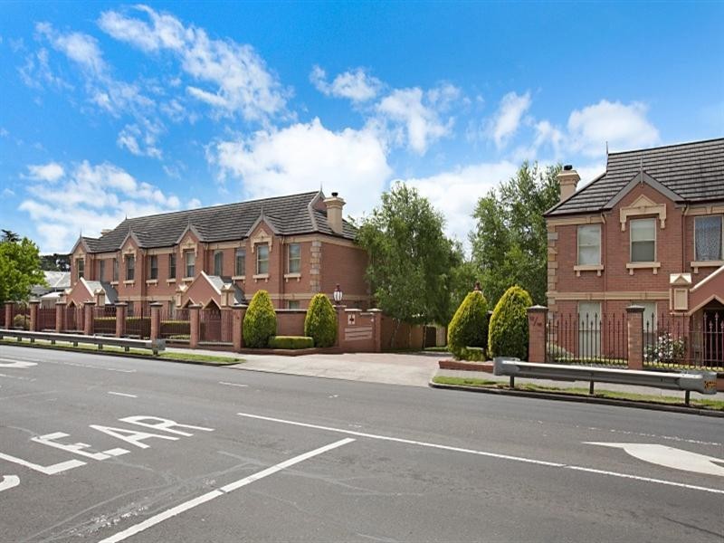 11/12-16 Jika Street, Heidelberg VIC 3084